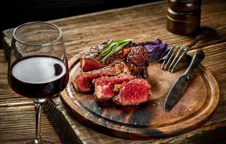 Biu Steak Đà Nẵng – 해변 도시 속 스테이크 천국